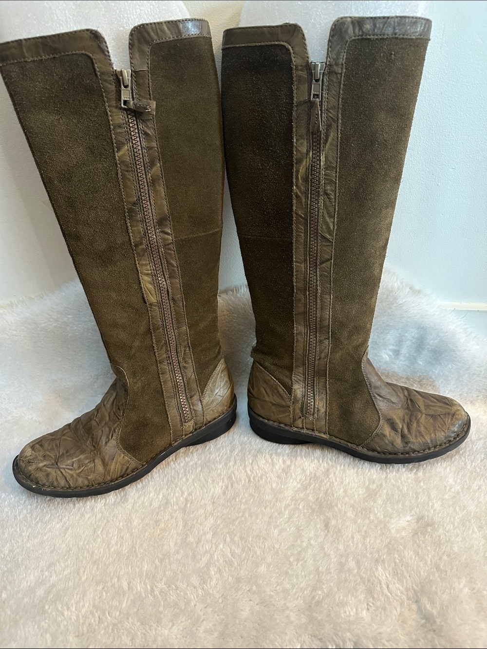 Nwot. Leather and suede olive green knee length boots